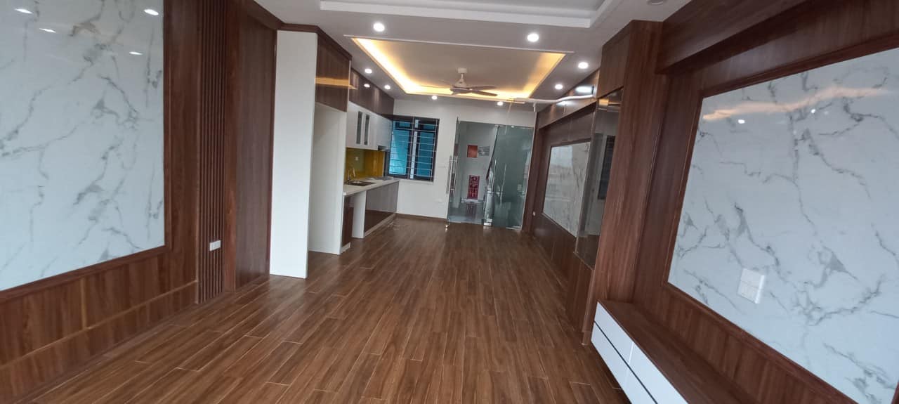 Bán nhà 140m2 phố Nghi tàm, Tây Hồ Gara Ô tô Tránh Thang máy 16.7 Tỷ