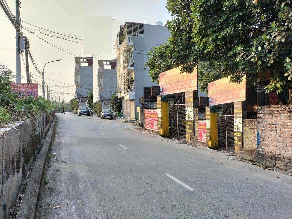 Bán mảnh 120m MT 7m Đông Dư Gia Lâm, trục chính đê,oto tránh, kinh doanh,2 thoáng, 58tr.m