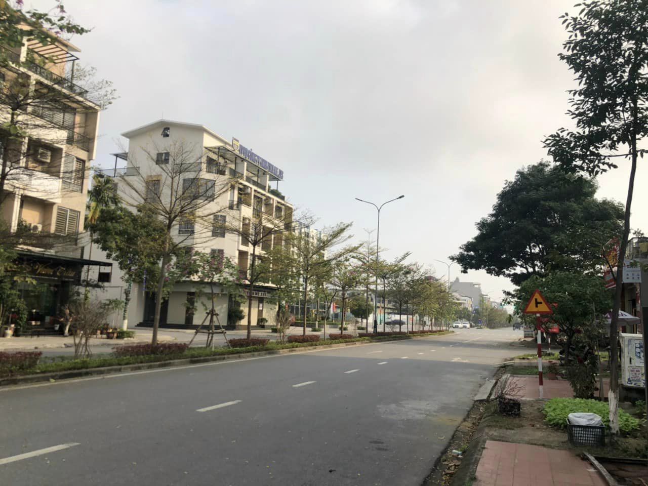 BÁN LÔ ĐẤT VƯỜN HOA KHẢ LỄ- LÀN 2 BÌNH THAN- VIEW VƯỜN HOA TO NHẤT KHẢ LỄ!