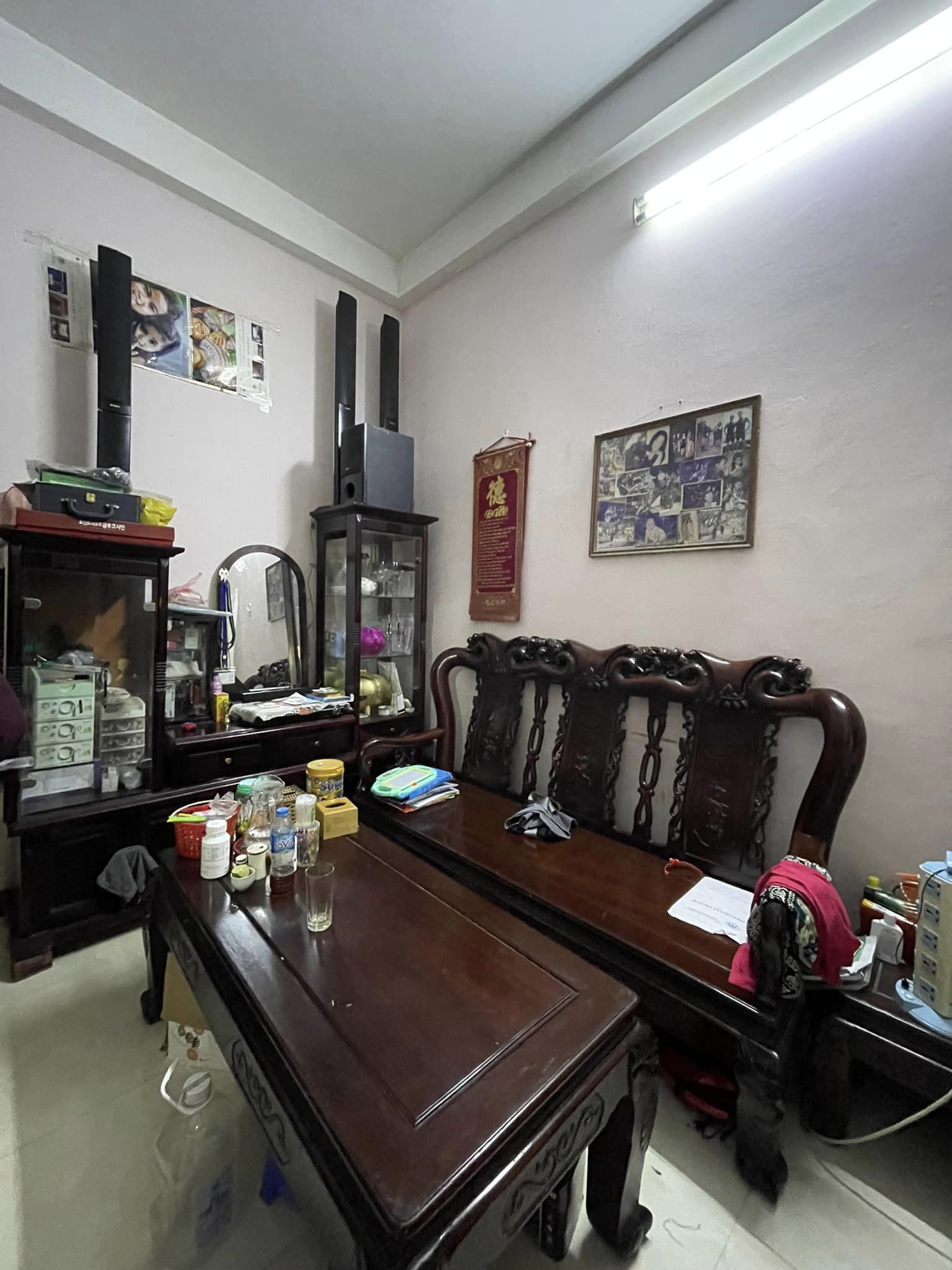 BÁN NHÀ 5 TẦNG 50M2 NGÕ THÔNG PHỐ CHÙA LÁNG ĐỐNG ĐA, GIÁ ĐẦU TƯ CHỈ HƠN 5 TỶ.