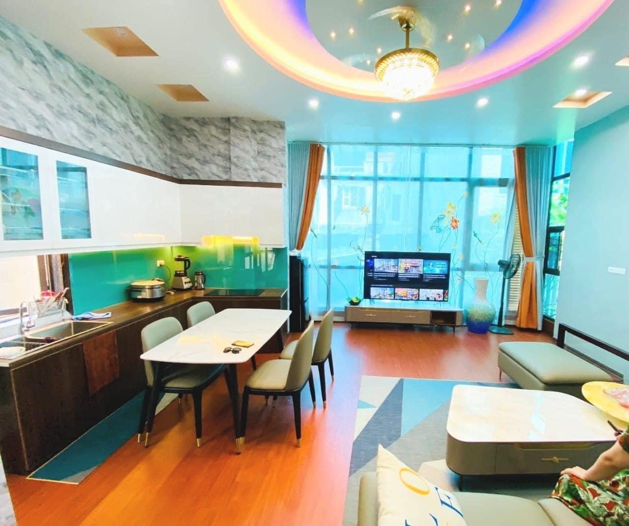 Bán nhà Láng Hạ 40m x 5T nhà mới ở luôn giá rẻ