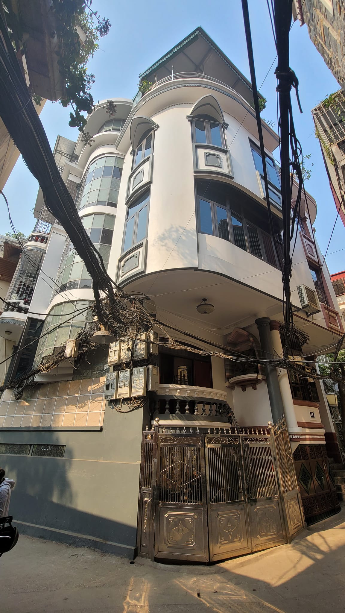 Cần Tiền Bán Nhà Đẹp Phố Đội Cấn Dt 48m2 5 tầng Mt 5m giá 9.9 tỷ Ba Đình