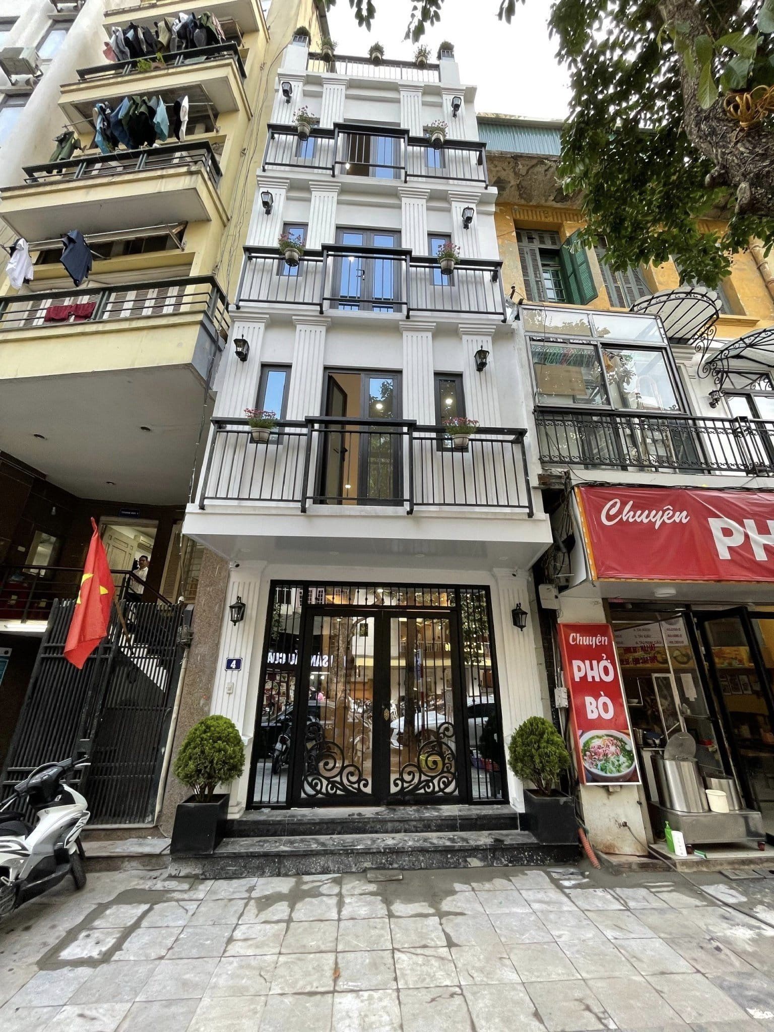 Bán nhà 25 tỷ mặt phố Vạn Phúc, Ba Đình, hiếm nhà bán, vỉa hè rộng, 55m2, cạnh đại sứ quán Nhật