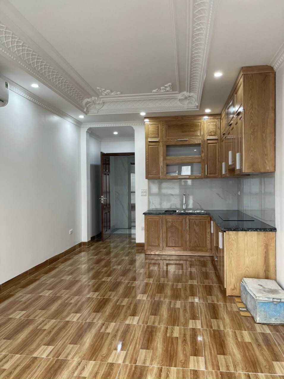 KINH DOANH - Ô TÔ NHỎ - NGÕ THÔNG - 6 TẦNG - THANG MÁY - NHÀ ĐẸP LONG LANH