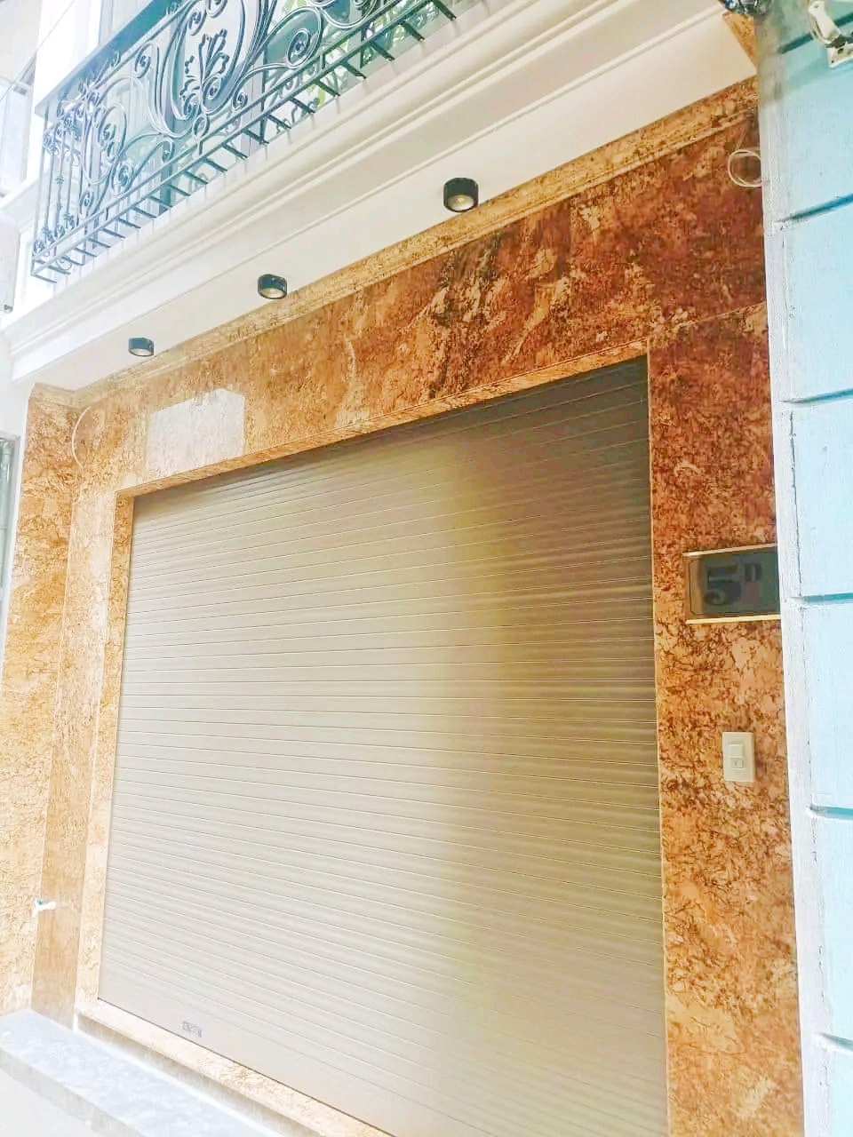 SIÊU PHẨM CẦU GIẤY - 7 TẦNG THANG MÁY - NHÀ MỚI XỊN SÒ