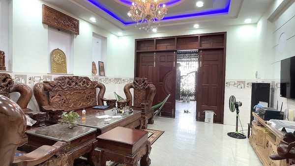 Nhà mặt tiền đường nhựa 100m2 Phạm Văn Hai Bình Chánh SHR chỉ nhỉnh 4Tỷ