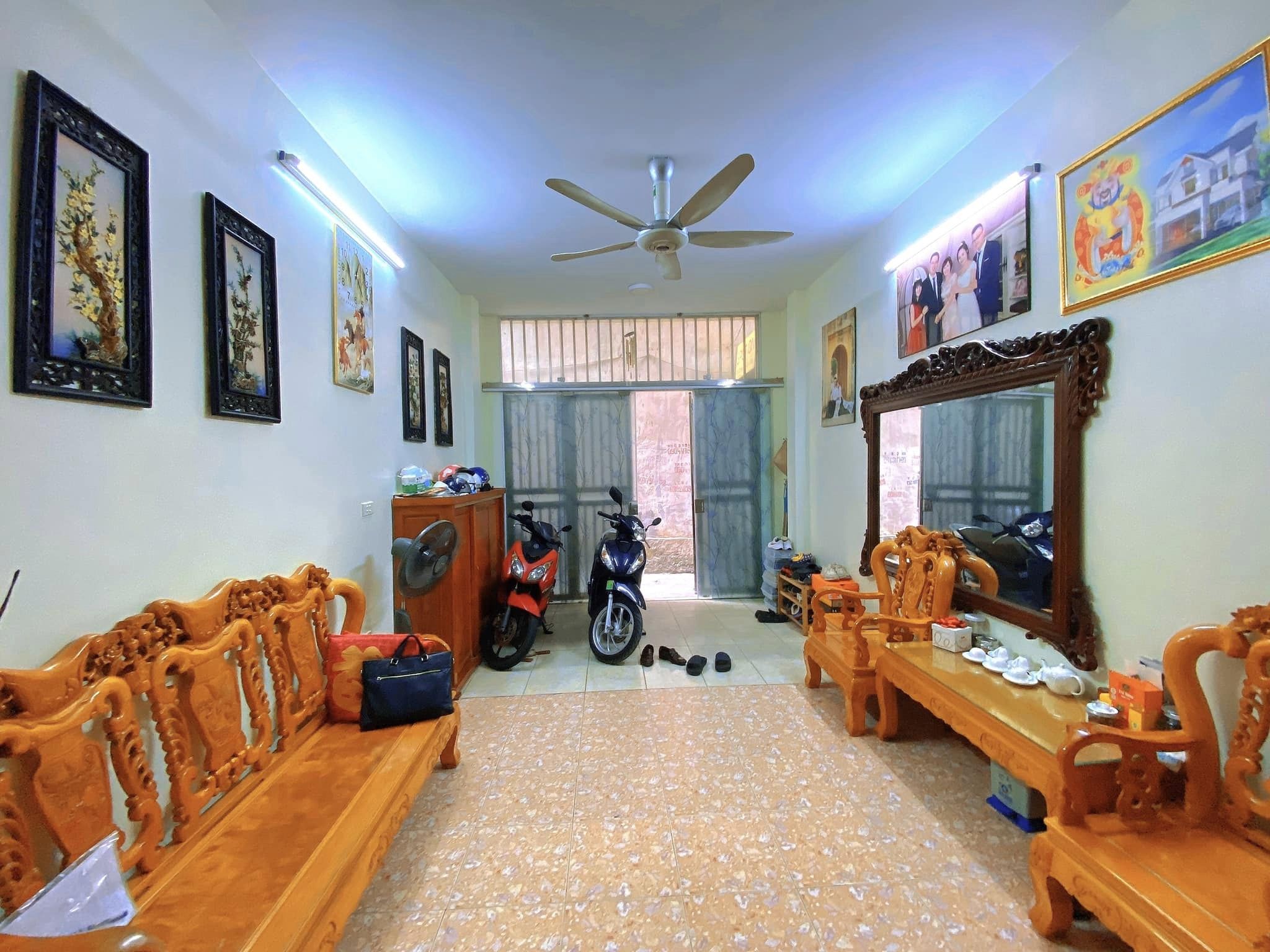 Bán nhà Phố Yên Hòa Cầu Giấ 50m2, 4 tầng MẶT NGÕ DÂN TỰ XÂY CHẮC CHẮN, chỉ 6 tỷ