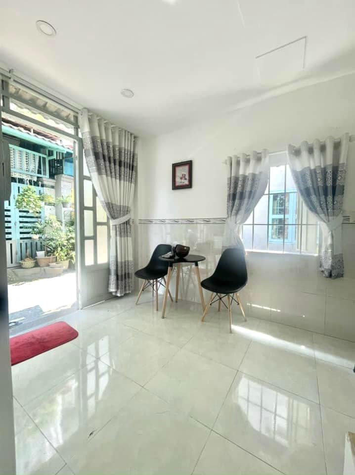 Nhà nhỏ 1ty350 sổ riêng,Lê Văn Khương Q12