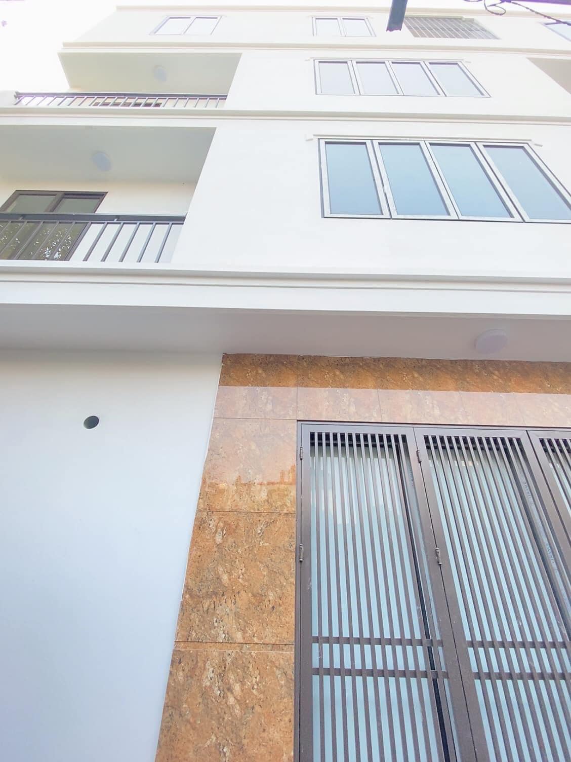 NHÀ MỚI 4 TẦNG LÔ GÓC PHỐ LỤA,NGÕ XE BA GÁC, DT 34M GIÁ 3.9 TỶ.