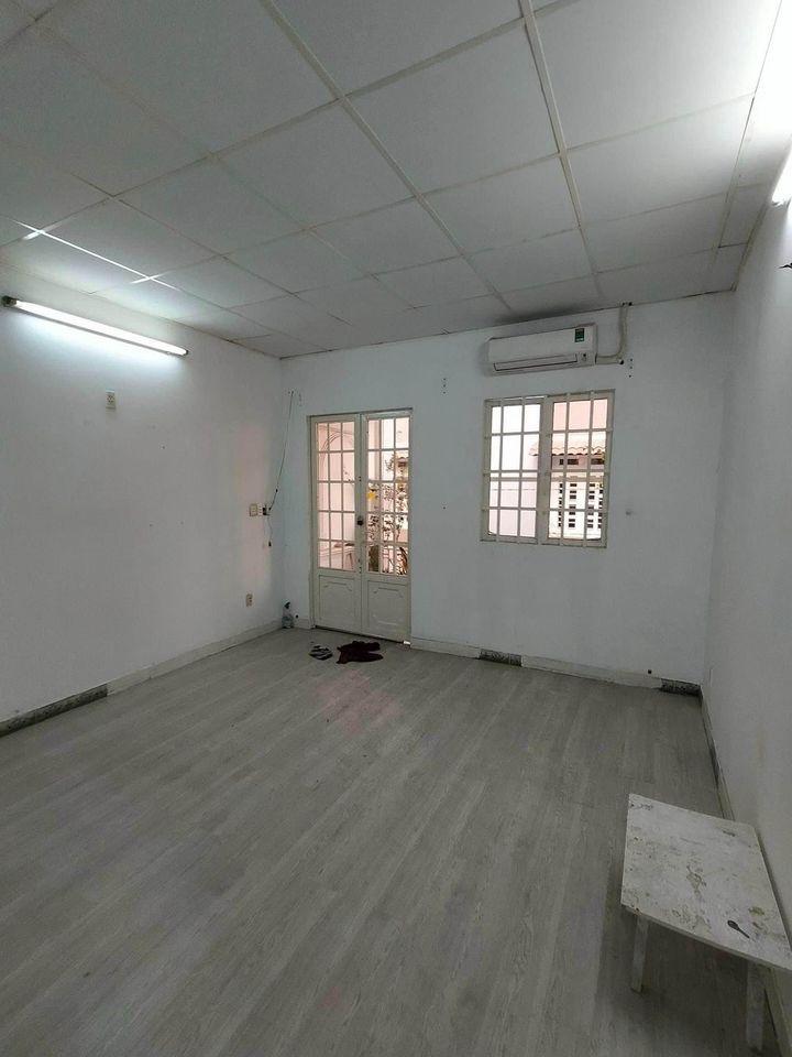 Bán Nhà 2 Mặt Tiền Kinh Doanh Giáp Lý Phục Man - Giá 7,8Tỷ - TT Quận 7