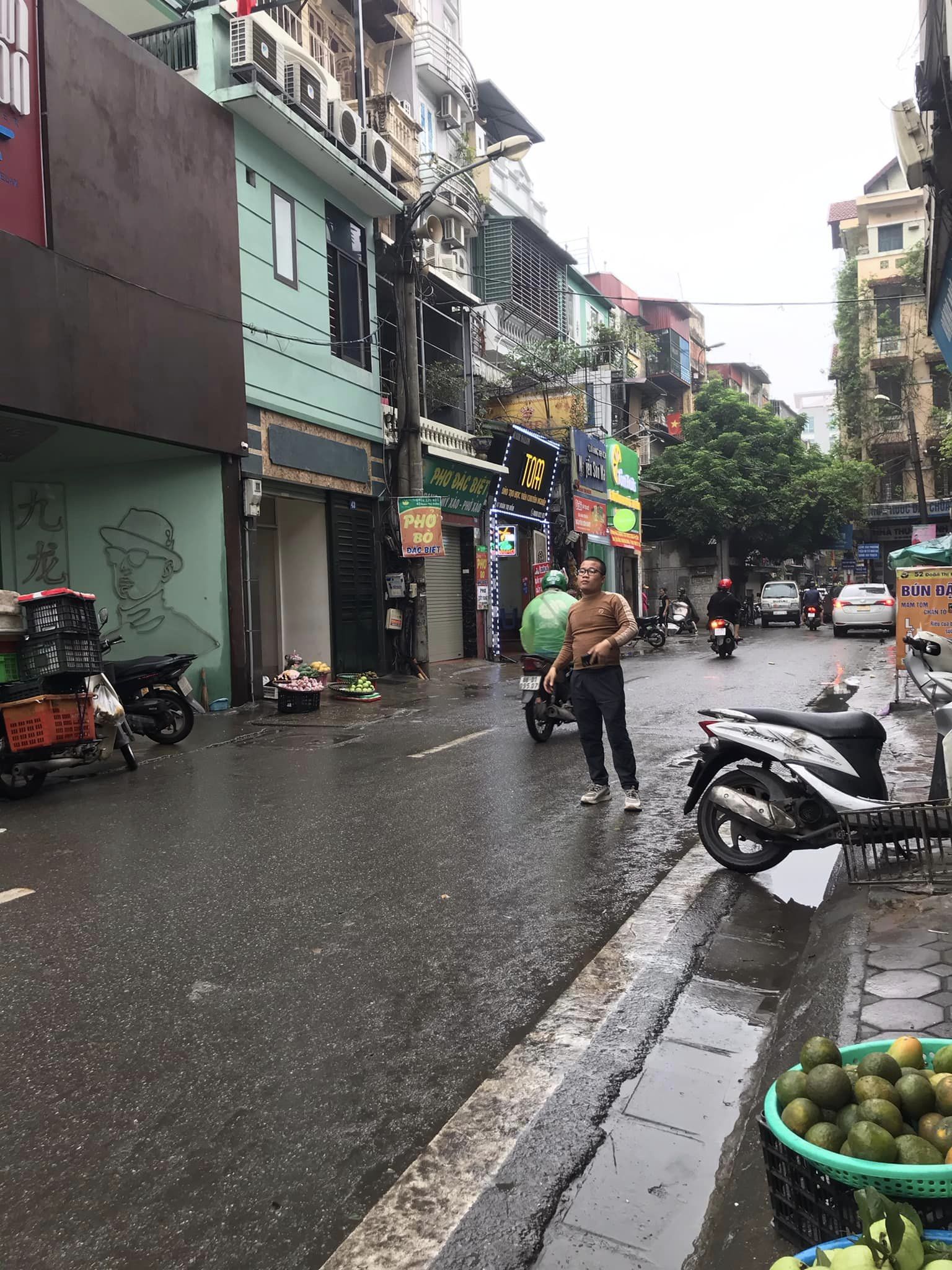 Bán Nhà Mặt Phố Đống Đa 68m Mt 4.2M Giá 20.8 Tỷ.