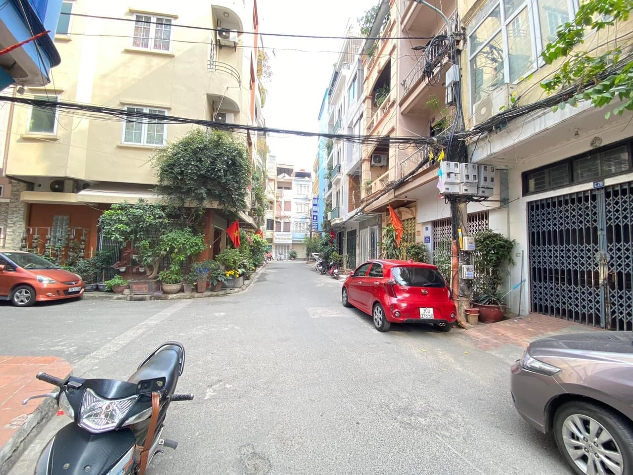 BÁN NHÀ TRƯỜNG CHINH – Ô TÔ TRÁNH –Ô TÔ VÀO NHÀ -40M2 GIÁ NHỈNH 8 TỶ