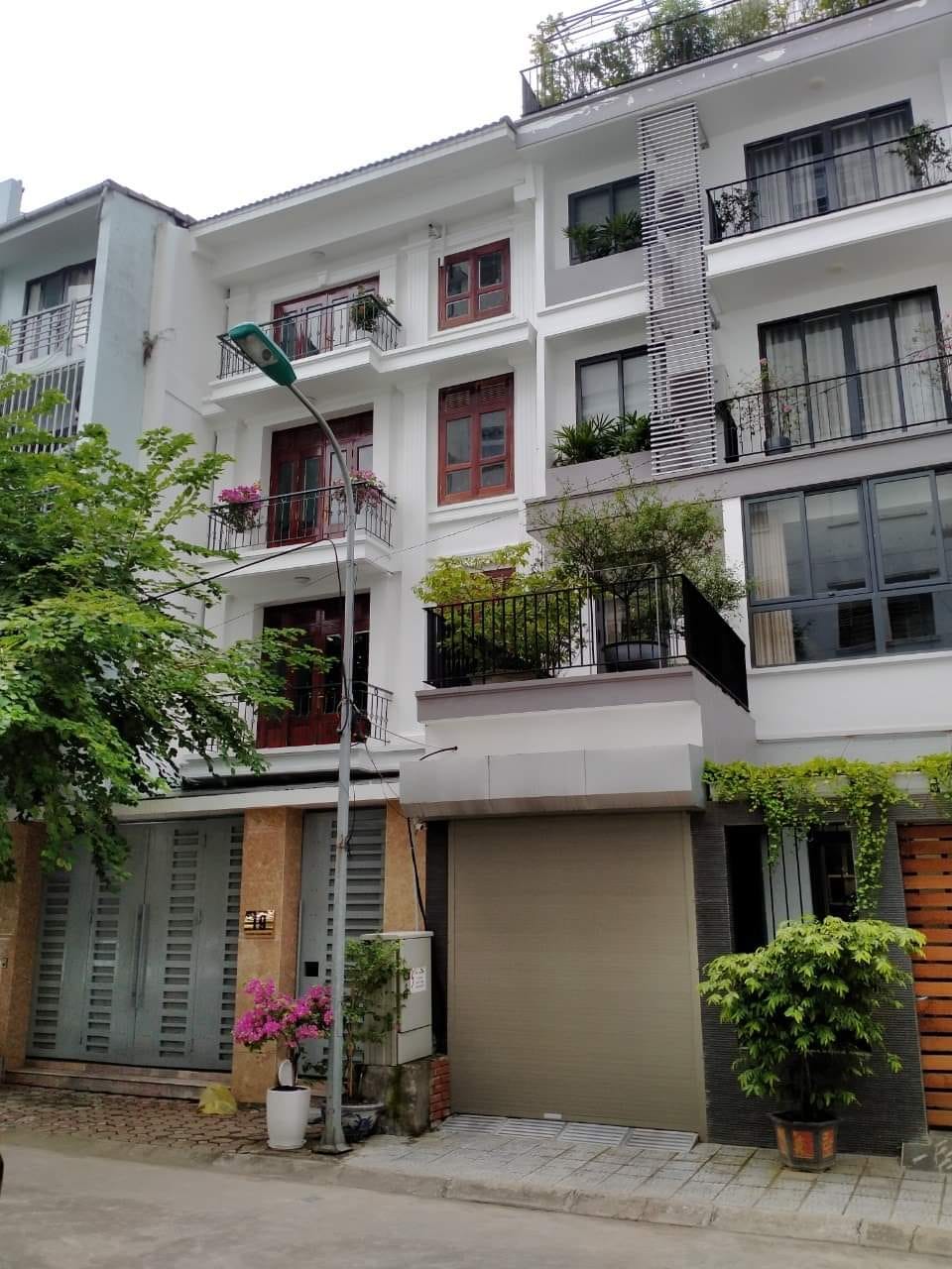 BÁN BIỆT THỰ LIỀN KỀ AN DƯƠNG VƯƠNG. TÂY HỒ. DT 118M2. MT 6,5M. GIÁ 23,5 TỶ