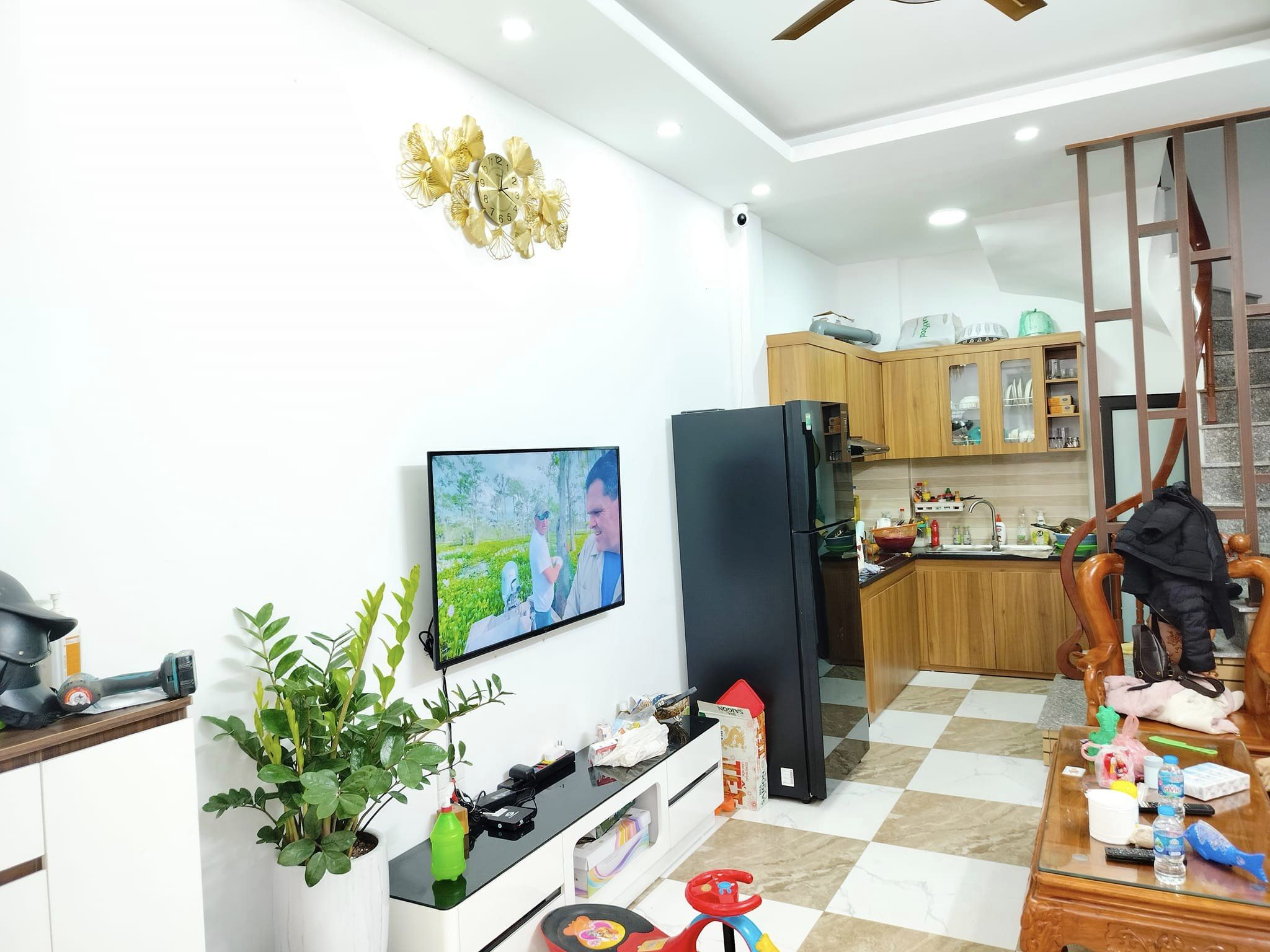 NHÀ ĐẸP LĨNH NAM - LÔ GÓC - NGÕ RỘNG 30M4T chỉ 2.9 TỶ