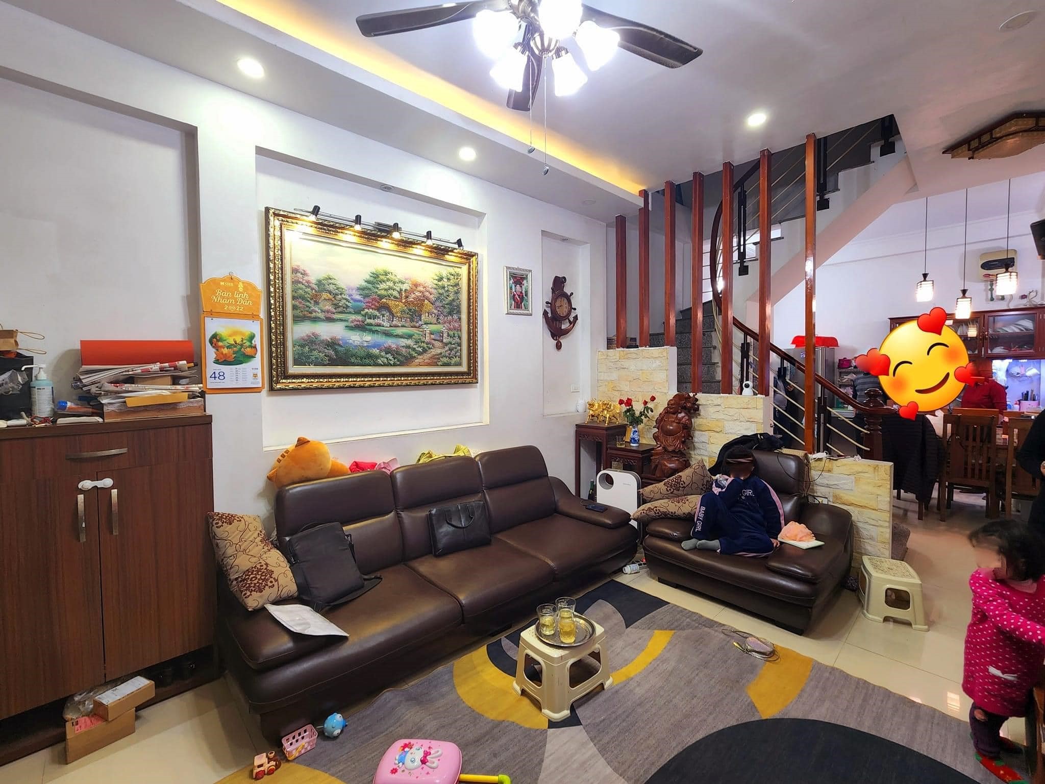 Bán Nhà Phố Mạc Thị Bưởi, HBT, 81 m2, 5 tầng, MT 8m, 9 Phòng, Ngõ rộng, Chỉ 8.5 Tỷ