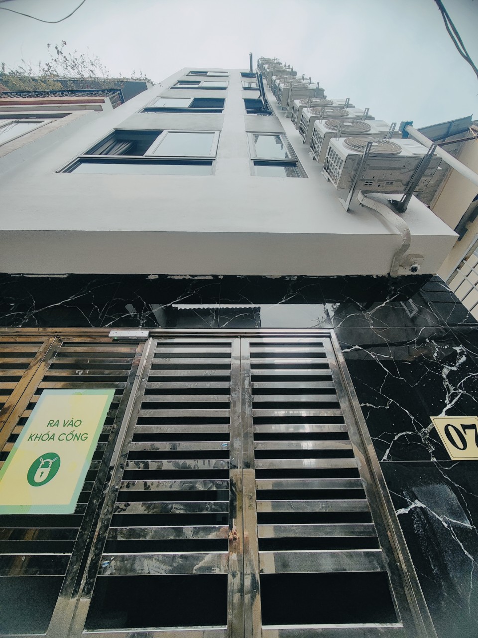 BÁN NHÀ 7 TẦNG THANG MÁY PHỐ NGUYỄN THỊ ĐỊNH CẦU GIẤY, 1 NHÀ RA MẶT PHỐ, KINH DOANH DÒNG TIỀN CAO.