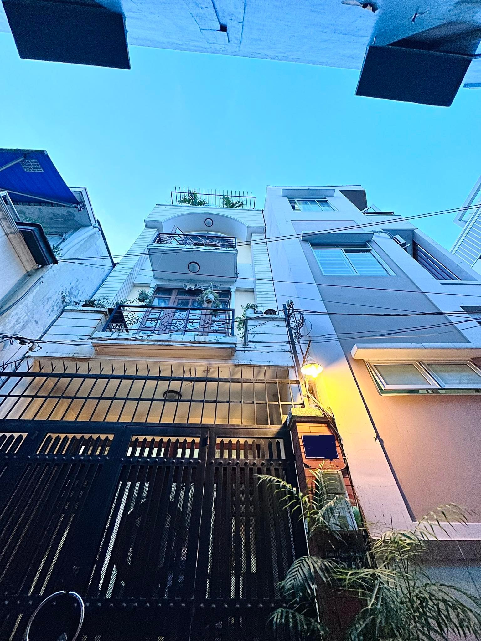 Bán nhà Điện Biên Phủ Bình Thạnh, Giáp Quận 1, DT 92m2 (4.3m x22m) Giá Rẻ