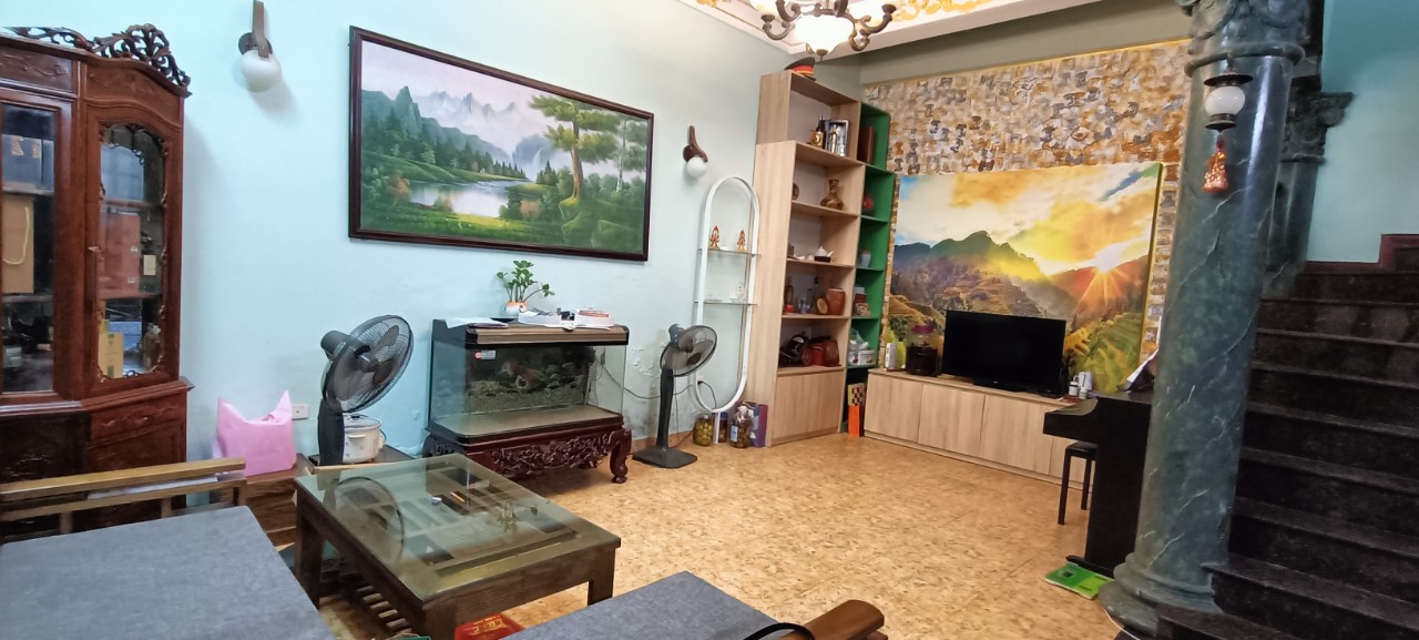 SIÊU HIẾM- GIẢM CHÀO 1 TỶ, BÁN NHÀ THÀNH CÔNG- TRUNG TÂM ĐỐNG ĐA, DÂN XÂY DT62m, 5 Tầng, MT 5,3- NHỈNH 5tỷ