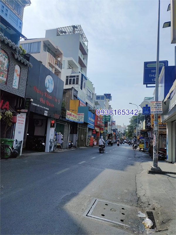 NHÀ THÍCH QUẢNG ĐỨC 44M2 NHIỀU TIỆN ÍCH XUNG QUANH CHỈ 4.25 TỶ.