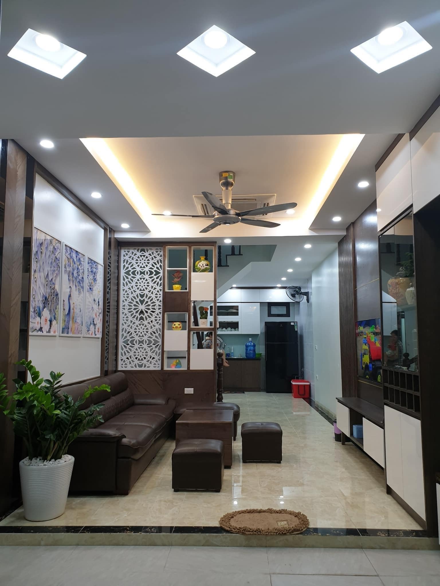 Hiếm có nhà 3 tầng - 42m2 - nhà dân xây La Phù Hoài đức - Ngõ Thông - Cạnh biệt thự geleximco