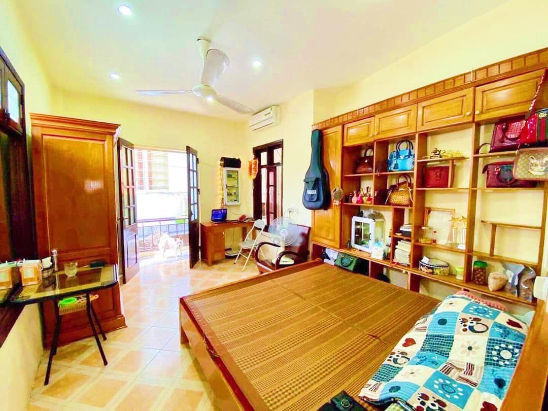 SIÊU HIẾM HOÀNG MAI, Ô TÔ ĐỖ CỬA, VỪA Ở VỪA CHO THUÊ 48M x 5T, NHỈNH 3 TỶ