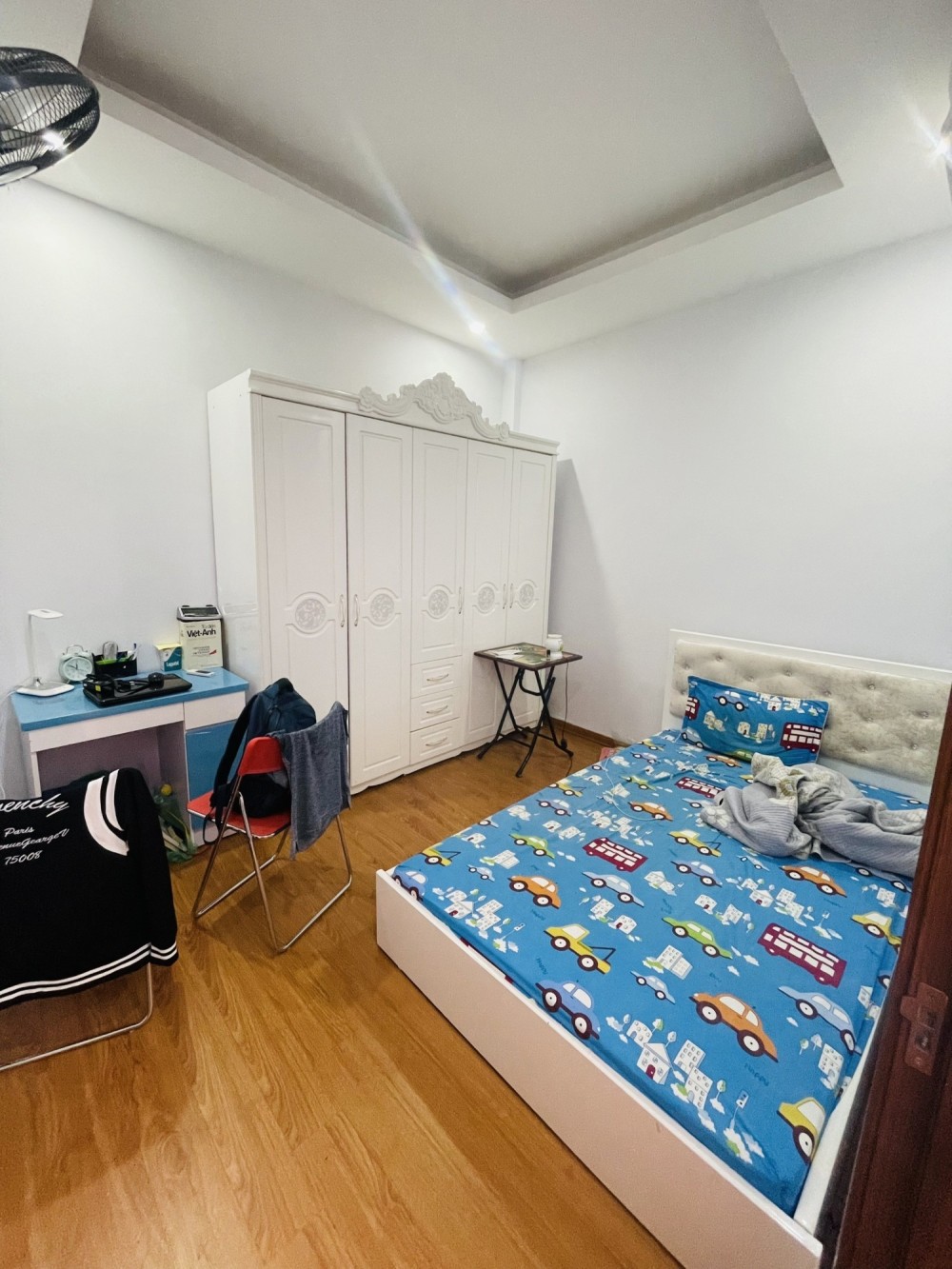 Bán nhà phố Chùa Láng Đống Đa, Ô tô KD, 43m2 5T, Gía 8,6 tỷ.