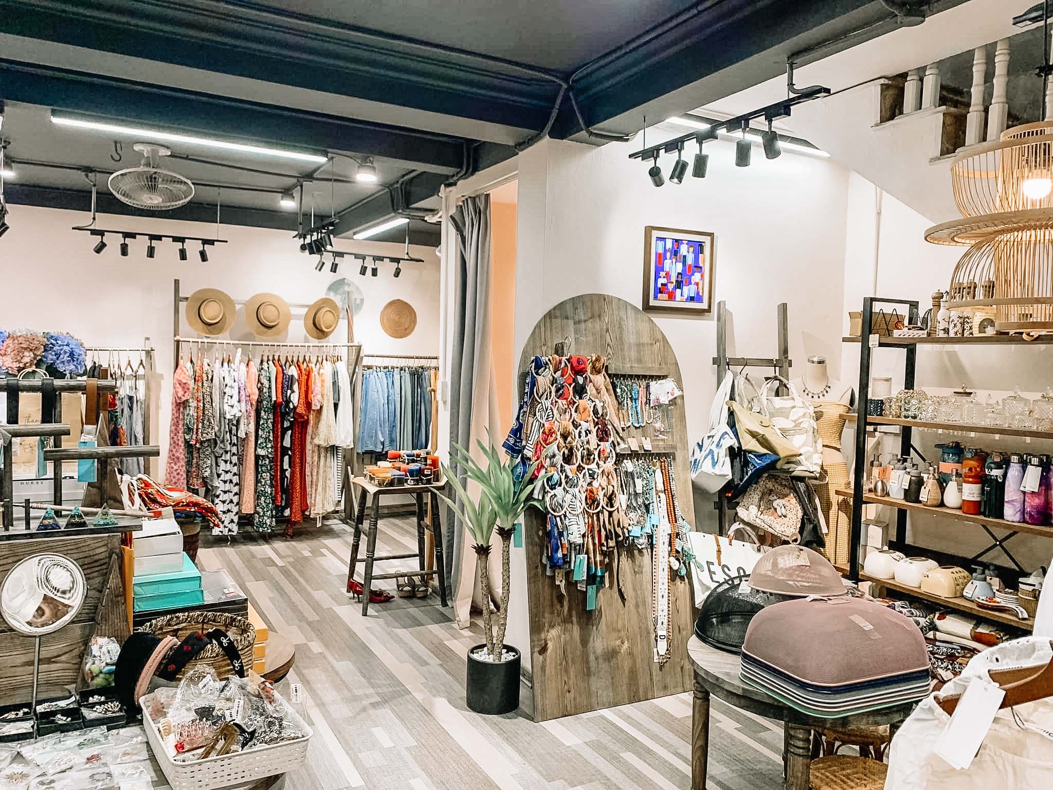 Meoz Meoz Meoz Sát MP nhìn hồ Hoàng Cầu 50m2 thông sàn KD ô tô tránh 6T Bán 22.5 tỷ