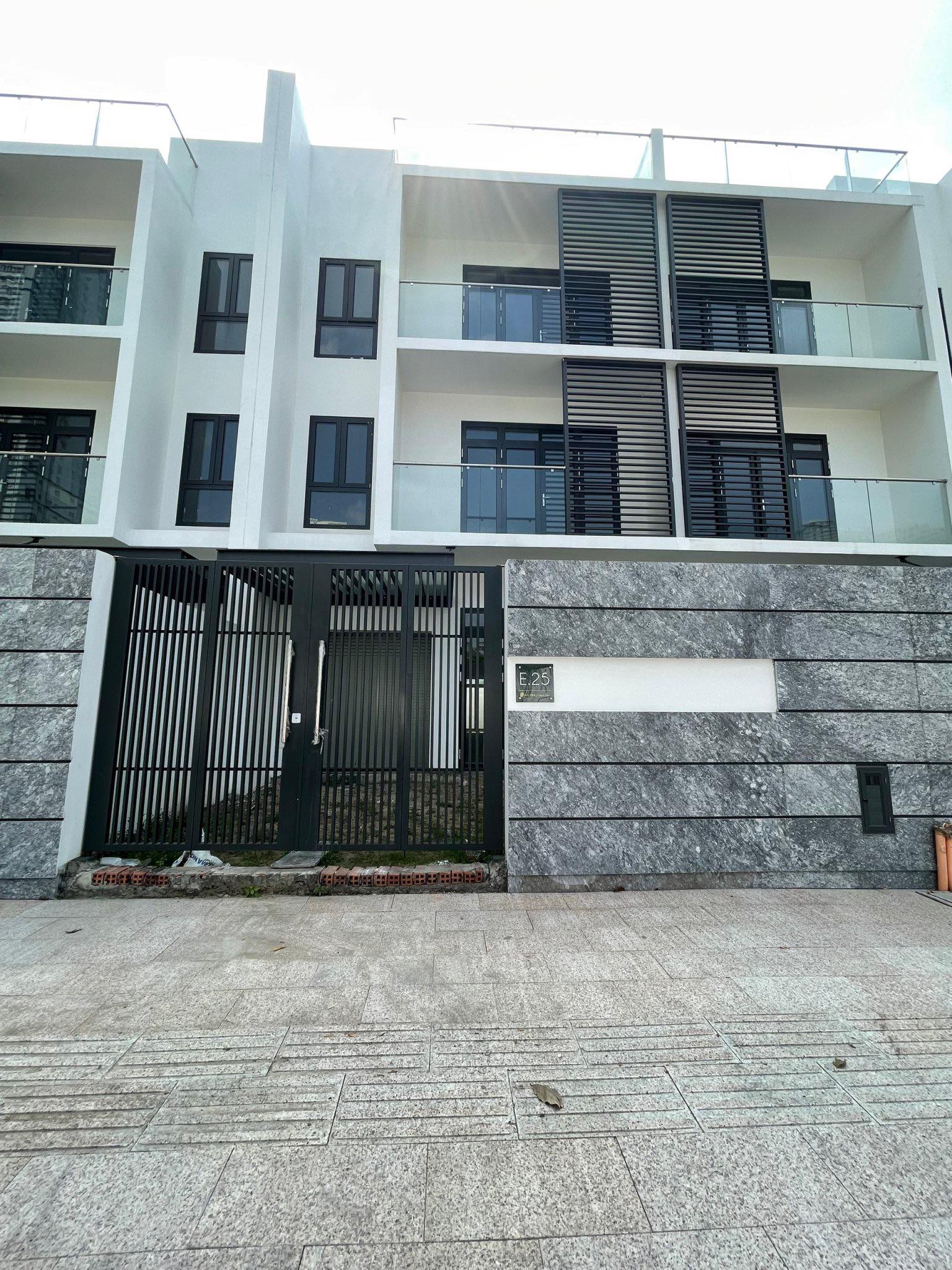 CHO THUÊ NGUYÊN CĂN NGUYỄN HOÀNG AN PHÚ,Q2