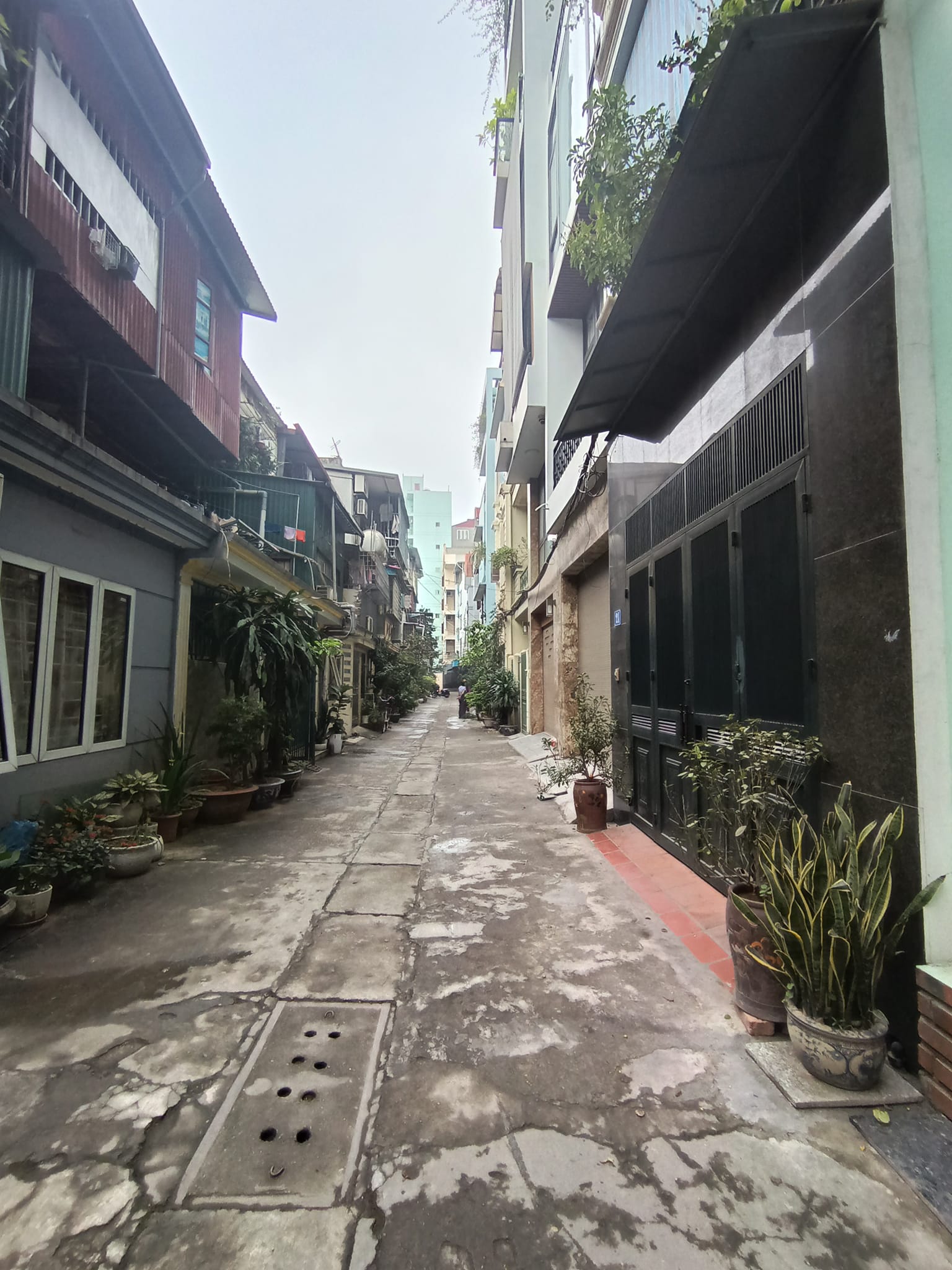 Bán nhà về ở ngay-kinh doanh Phố Vũ Thạnh Dt 55m2 4 tầng Mt 4m Giá 11.9 tỷ Đống Đa