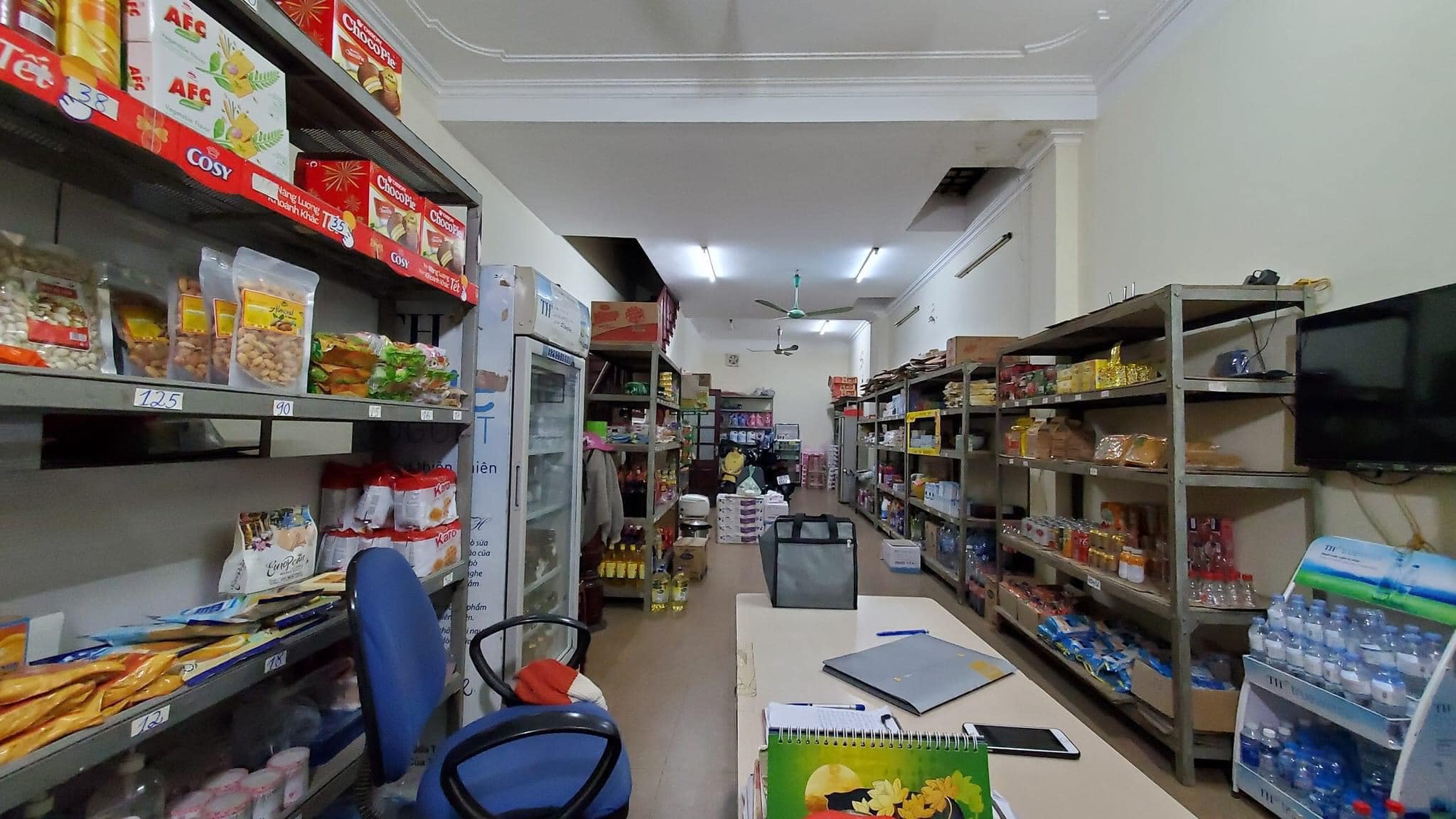 Nhà đẹp 5 tầng kinh doanh ô tô phố Lạc Long Quân, Tây Hồ 80m2 giá 18 tỷ