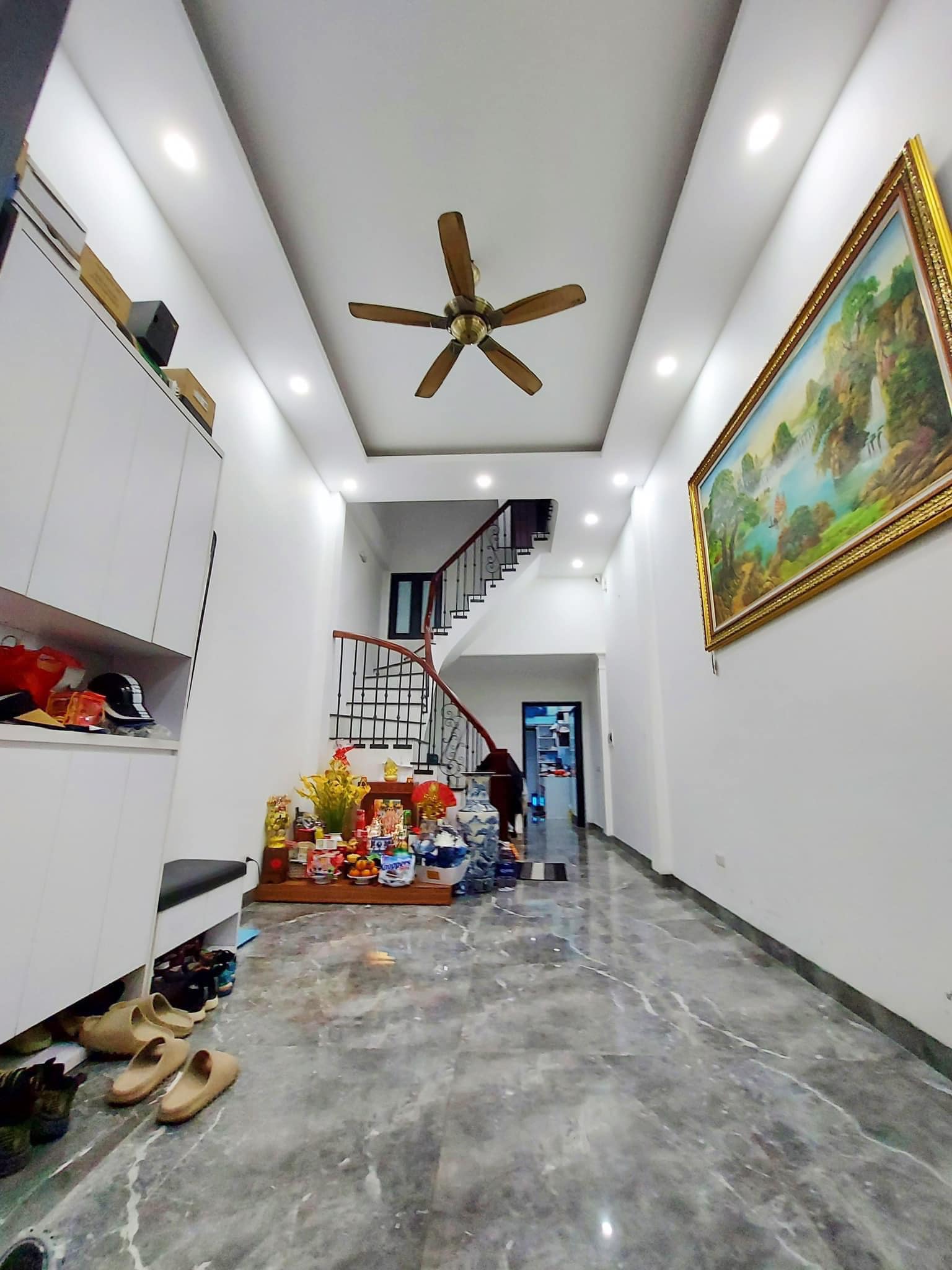 Bán nhà Linh Quang, Đống Đa, Ô TÔ, 85m2, giá 6.6 tỷ.