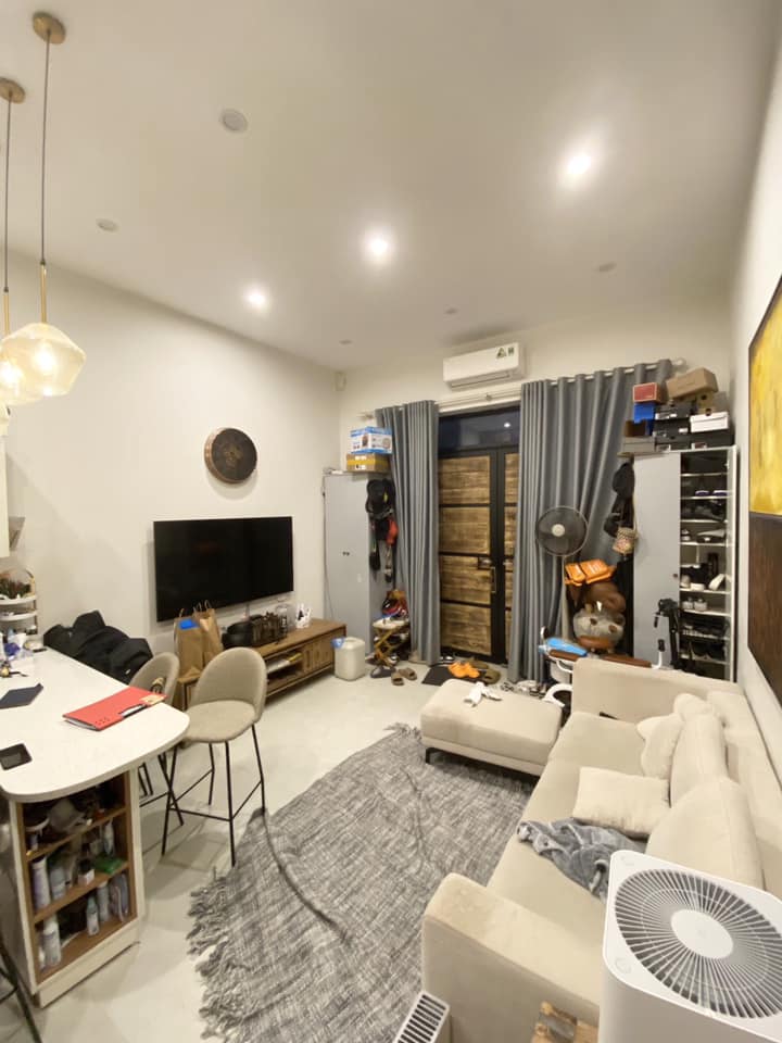 Cần bán nhà Đại Mỗ, Nam Từ Liêm ĐẸP - Ở NGAY 45M2, 5T, MT 4.5M, CHỈ 4.3 tỷ.