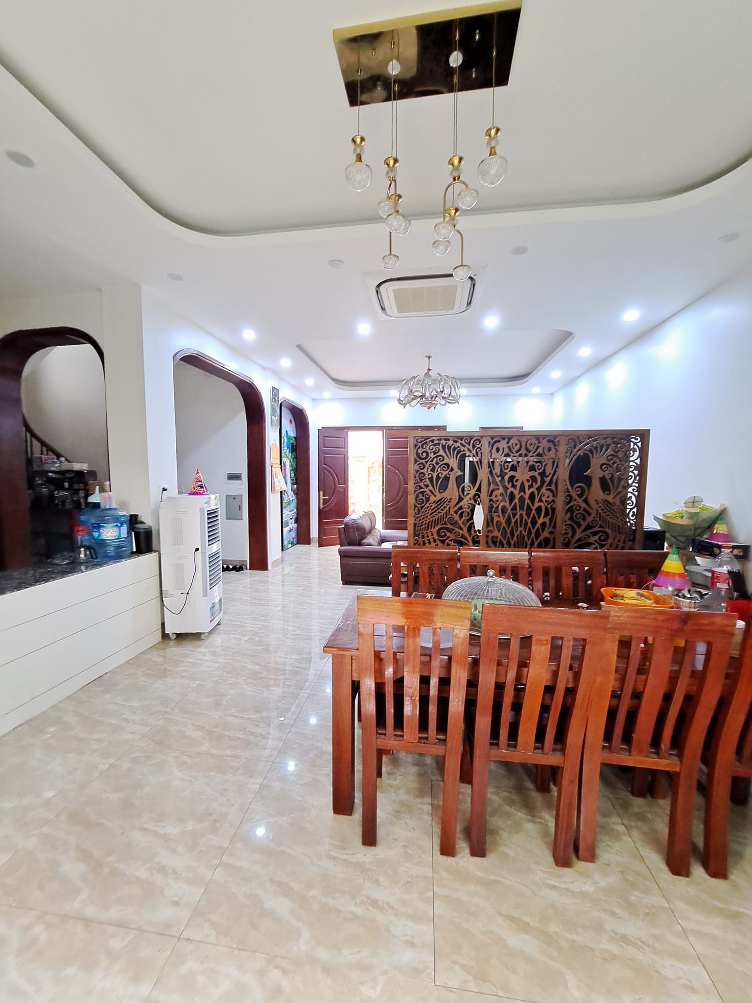 Phân lô ô tô tránh Dương Quảng Hàm, Cầu Giấy, 64m2, 5 tầng, giá 11.2 tỷ