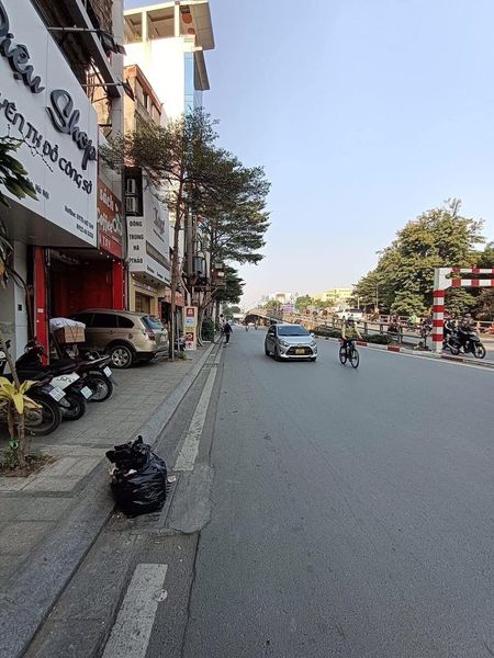 Mặt Phố Đống ĐA 52m x5 tầng chỉ 13,5 tỷ kinh doanh vô đối giá cực hợp lý