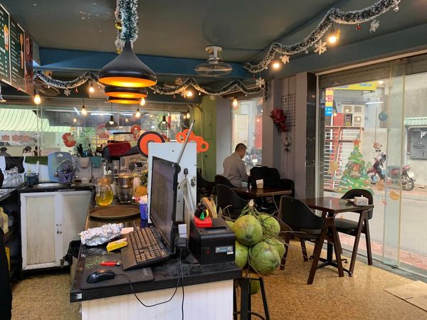 Bán nhà phố Hoàng Cầu Đống Đa: 43m2, MT 6.2m x 7m, Lô góc siêu đẹp, vỉa hè, ô tô tránh, kinh doanh - 7.99 tỷ