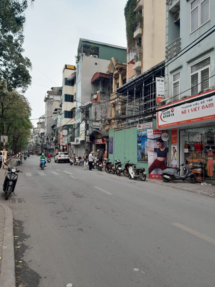 BÁN NHÀ CẤP 4 HÀNG HIẾM MẶT PHỐ CĂN GÓC - KINH DOANH.