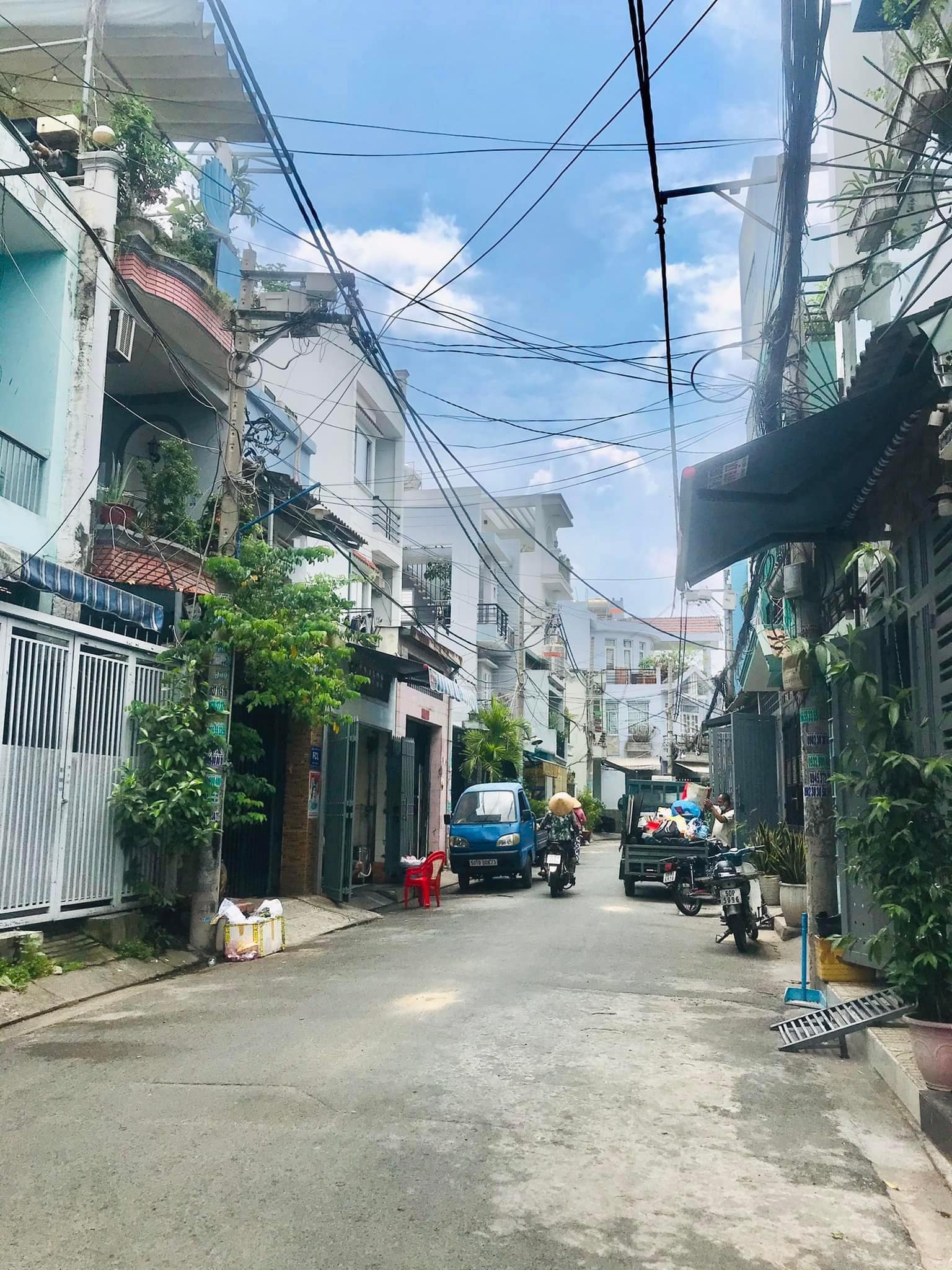 Tân Phú,2 Mặt Hẻm Xe Tải Thông, 93m2, Ngang Bề Thế 5.5m, Tiện Xây Mới, Chỉ 5 Tỷ xxx.