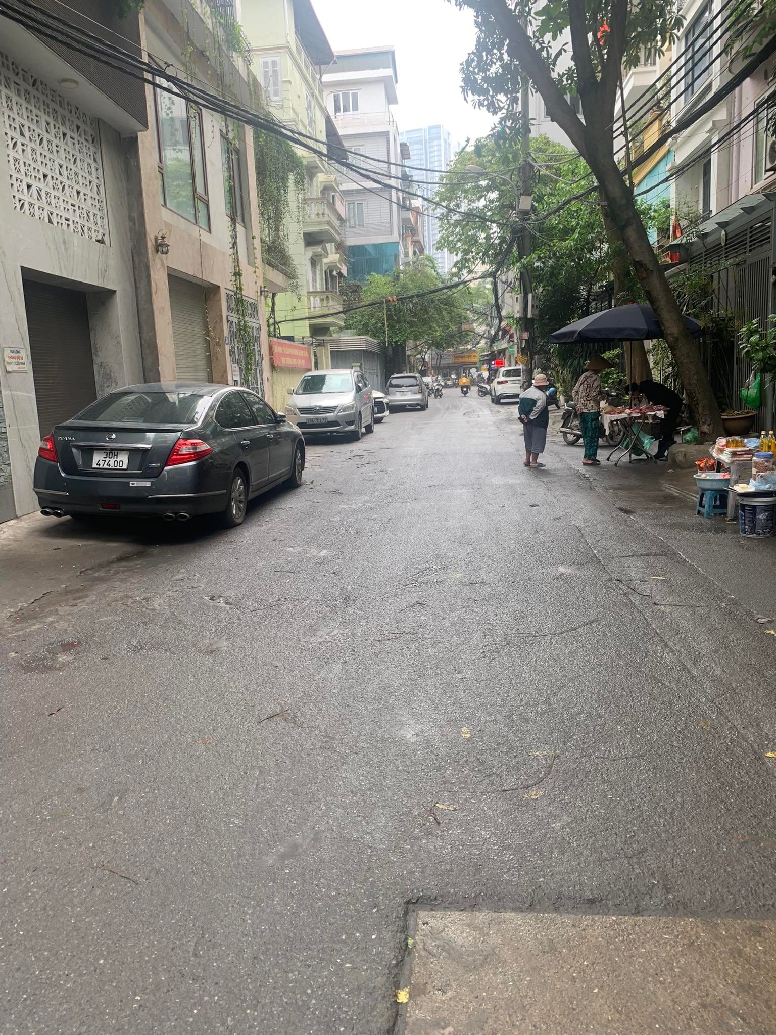 Bán nhà mặt phố Mễ Trì Thượng,DT 71m x 5 tầng,mặt phố ô tô tránh