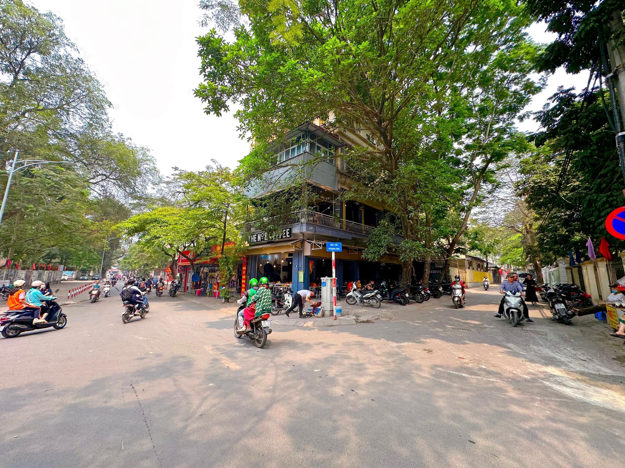 Ô TÔ - KINH DOANH - VỈA HÈ - 2 MẶT TIỀN - SIÊU PHẨM KHƯƠNG TRUNG PHÂN LÔ CÁN BỘ - TRUNG TÂM THANH XUÂN QUẬN