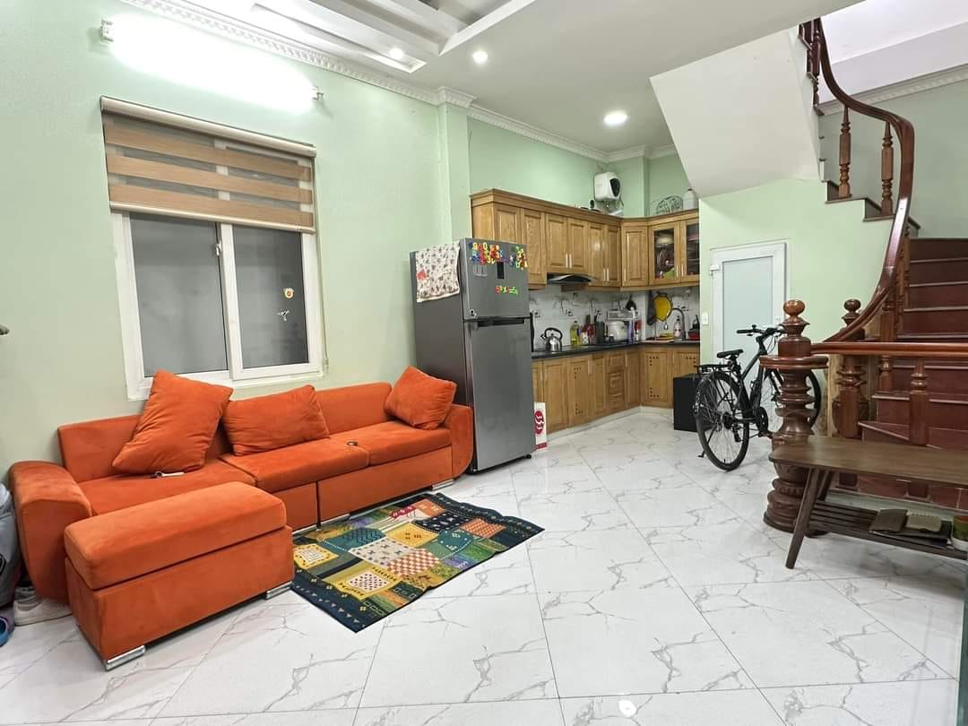 Bán nhà Trường Chinh Đống Đa 33m2, 5 tầng đẹp, TẶNG NỘI THẤT VIP, NGÕ BA GÁC TRÁNH ở ngay