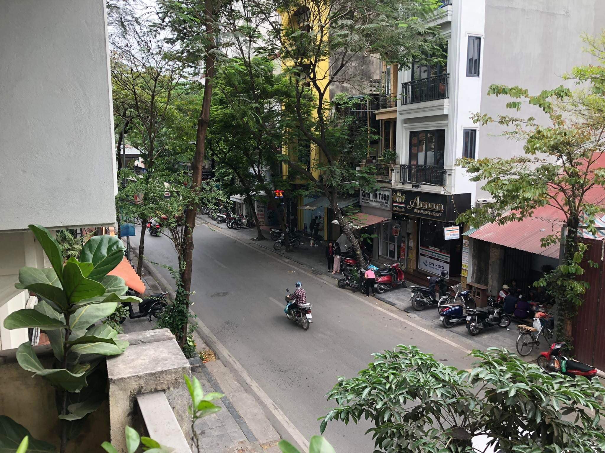 Bán Nhà Phố cổ Lô góc Kinh doanh sầm uất vị trí đắt đỏ siêu hiếm chỉ 25 tỷ