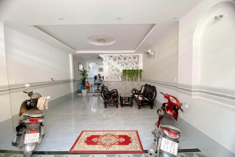 Nhà 3 Tầng Ngang 5m P.Tân Kiểng - Lâm Văn Bền - Quận 7 - ĐH Marketing