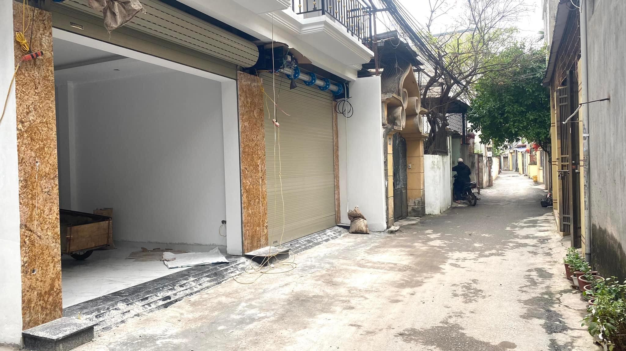 Nhà đẹp 5T ô tô phố An Dương Vương, Bắc Từ Liêm 35m2 giá 3.2 tỷ