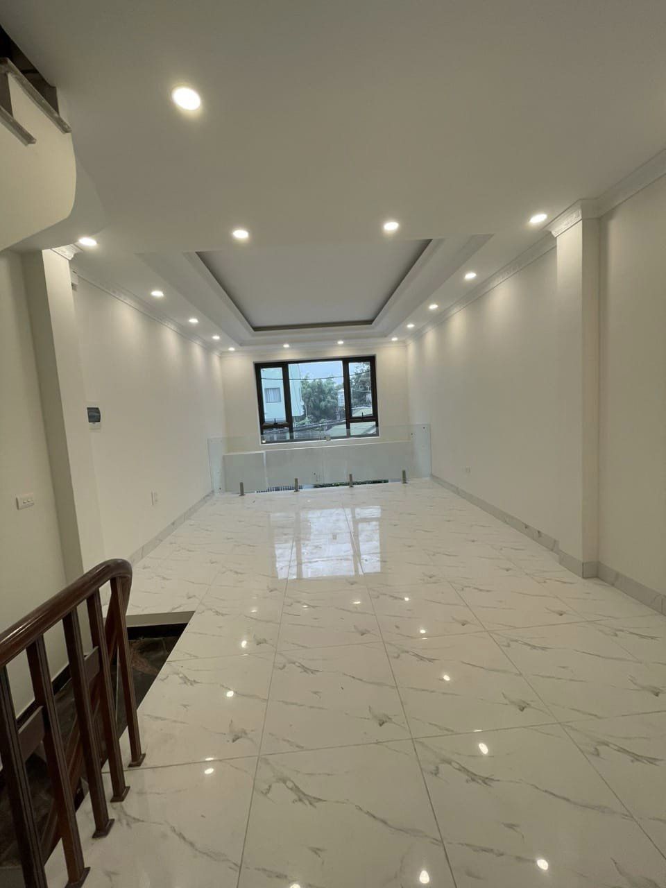 Bán nhà 43m2 phố An Dương, Tây Hồ Sổ Phân lô Gara Ô tô tránh nhau 7.35 Tỷ