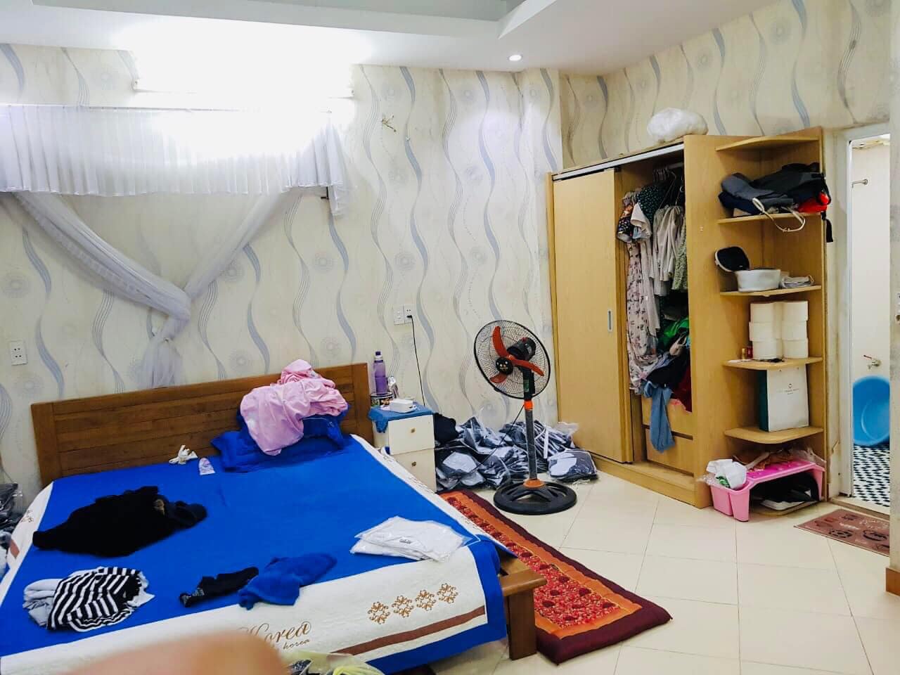 Bán nhà phố Đào Tấn Ba Đình 35m2, 5 tầng đẹp Tặng nội thất, Thông thoáng ở ngay chỉ 4 tỷ