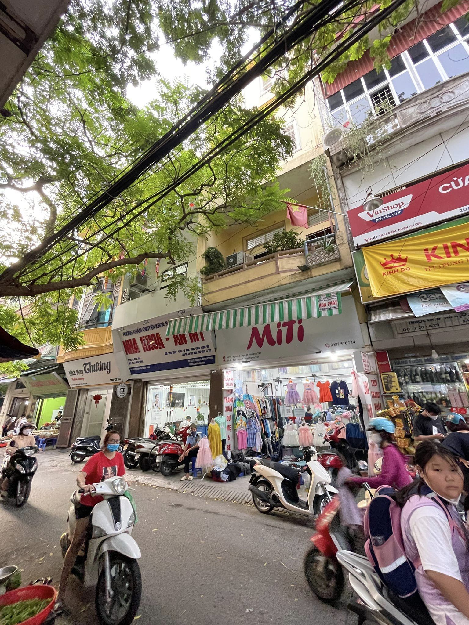 Bán nhà mặt phố Dương Văn Bé, Hai Bà Trưng, vỉa hè to, mặt tiền 5m, 47m2, 14 tỷ