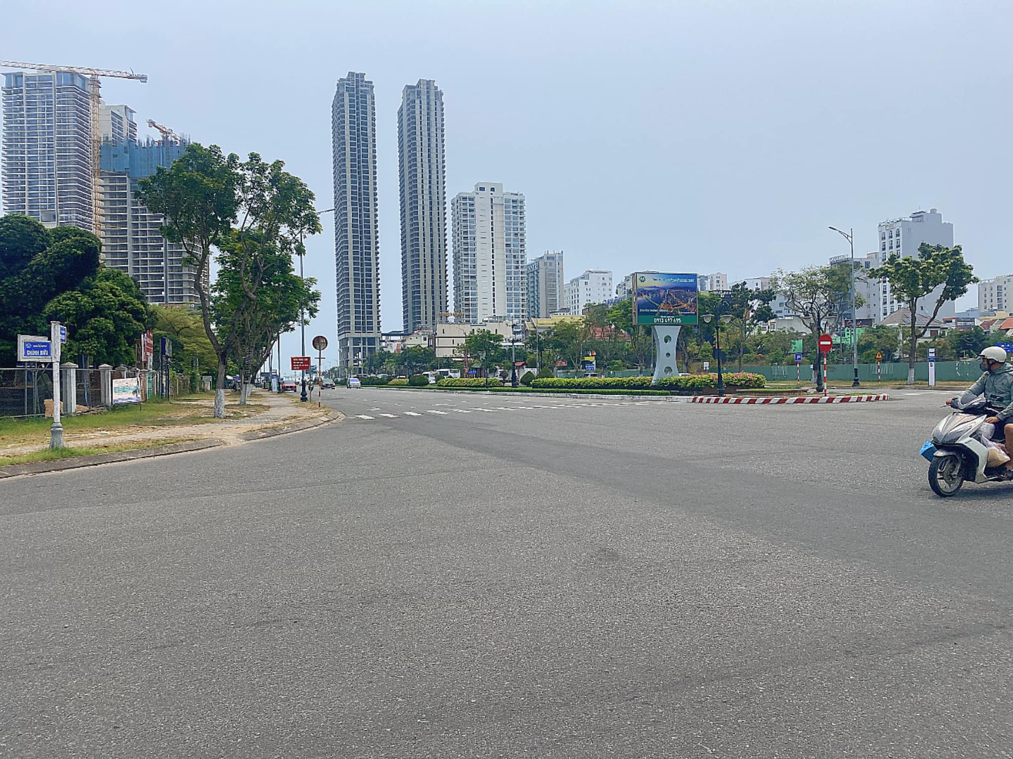 MT Đường 10m5 lề 3m Chính Hữu TTTP Quận Sơn Trà Cách Biển Mỹ Khê Chỉ Vài Phút Đi Bộ chỉ 6tyx DT 74m