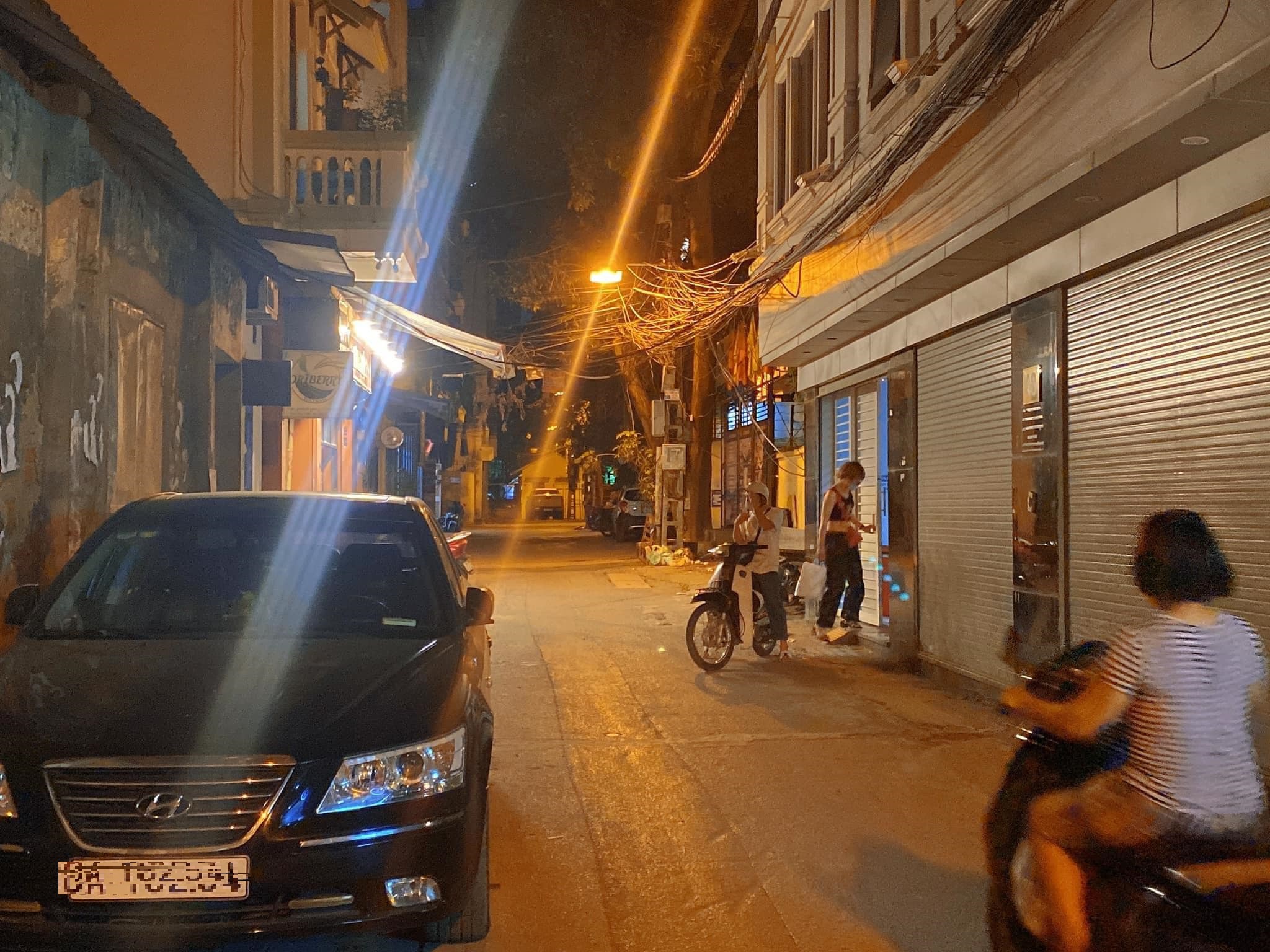 Bán nhà riêng ở Phố ĐỘI CẤN BA ĐÌNH Phân lô Ô tô qua nhà 45m2, 5 tầng đẹp ở ngay chỉ nhỉnh 7 tỷ