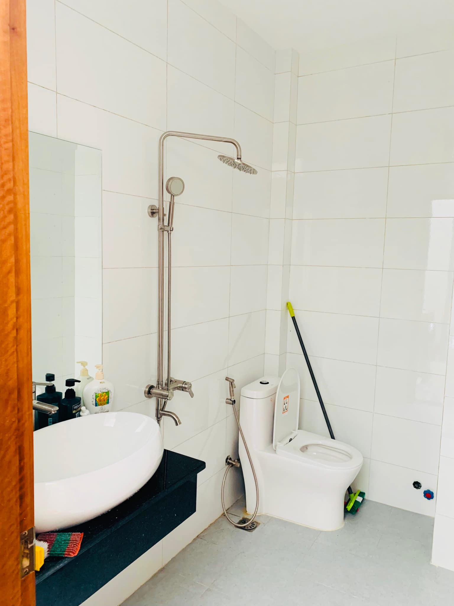 Bán Nhà 3 tầng full nội thất khu tái định cư sông tắc Vĩnh Thái