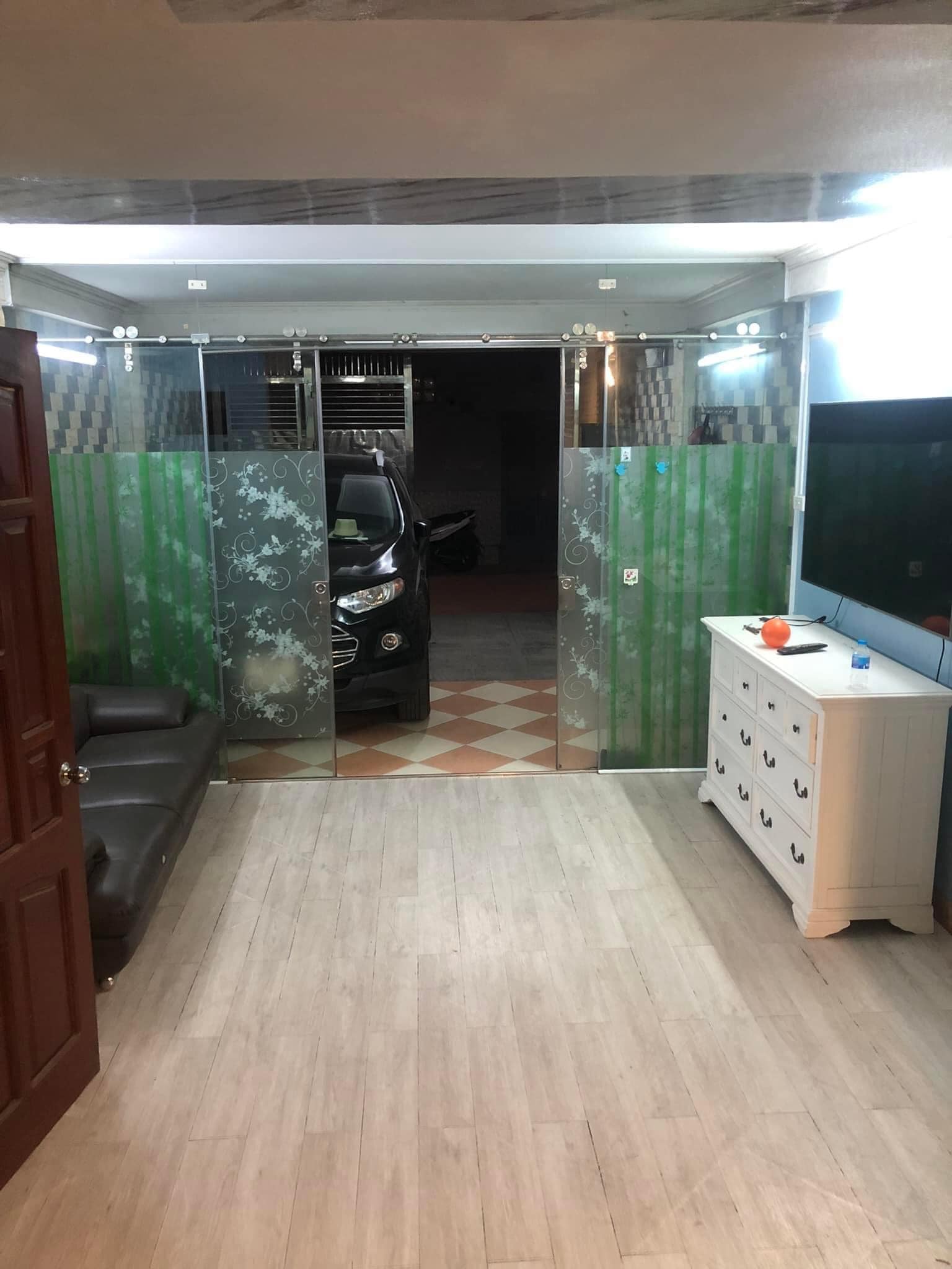 CỰC HIẾM! Ô TÔ ĐỖ CỬA - BA BƯỚC CHÂN RA MẶT PHỐ TỨ LIÊN - TÂY HỒ - GIÁ 11.8 TỶ